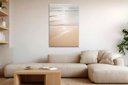 Visuel de l’affiche Vague sur la plage : sable doré et vague au bord de l’eau painting_wood_frame_vertical