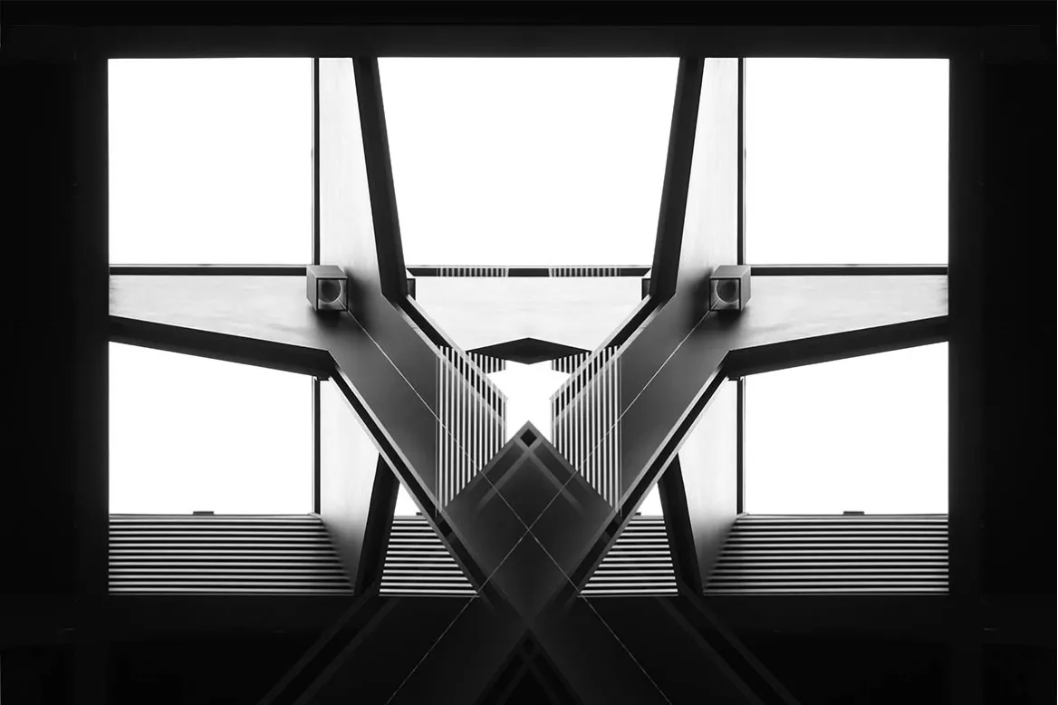 Taleau abstrait noir et blanc Bilatérale