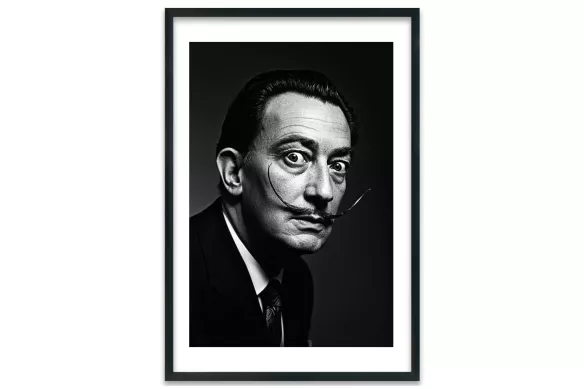 Visuel Salvador Dali cadre-noir-portrait-avec-bordure