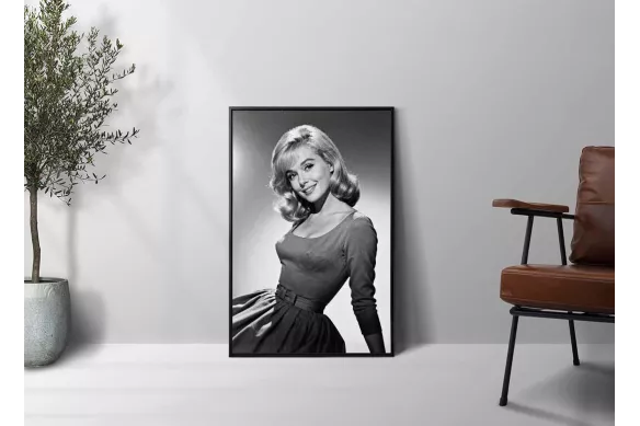 Visuel Brigitte Bardot painting_black_frame_vertical