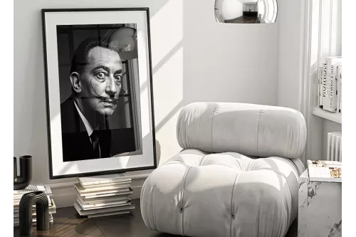 Visuel Salvador Dali painting_black_frame_vertical