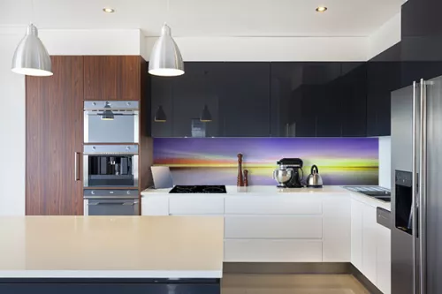 crédence à coller cuisine design clair obscur violet
