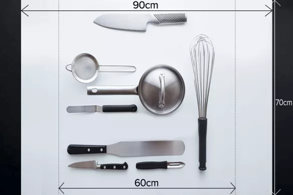 fond-de-hotte-cuisine-autocollante-au-fourneau