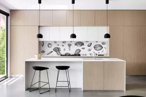 crédence-cuisine-moderne-légumes-noir-et-blanc
