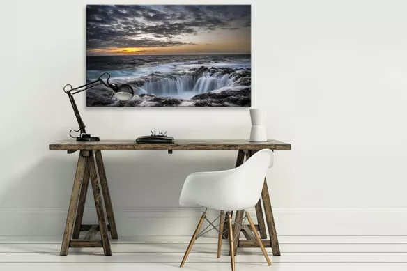tableau-paysage-cascade-et-ciel-nuageux