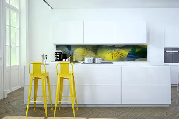 crédence-cuisine-fleurs-pensées-jaunes