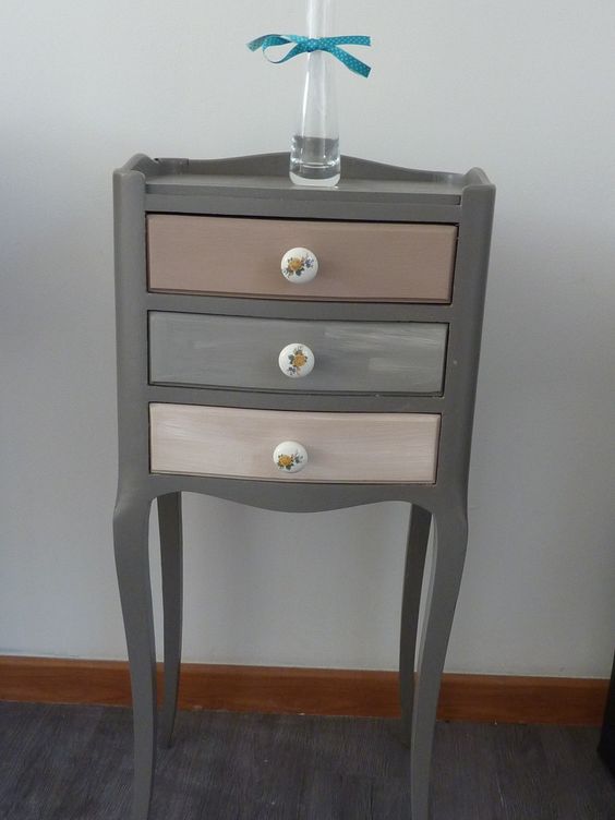 meuble style gustavien