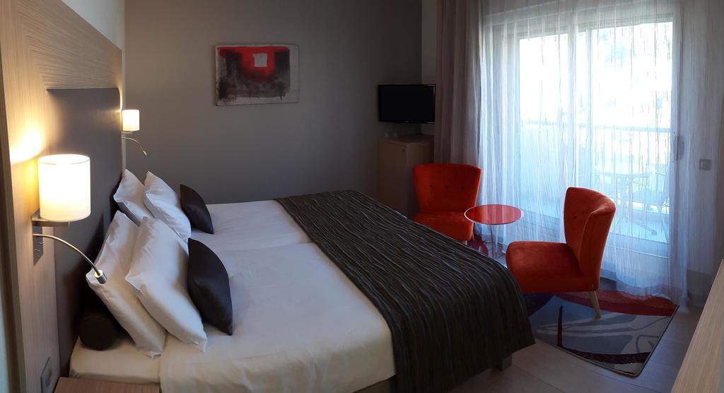 Hotel princess et richmond tableaux abstraits izoa